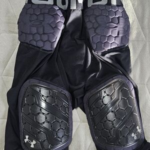 Mens Under Armour Black Padded Compression Shorts/girdle